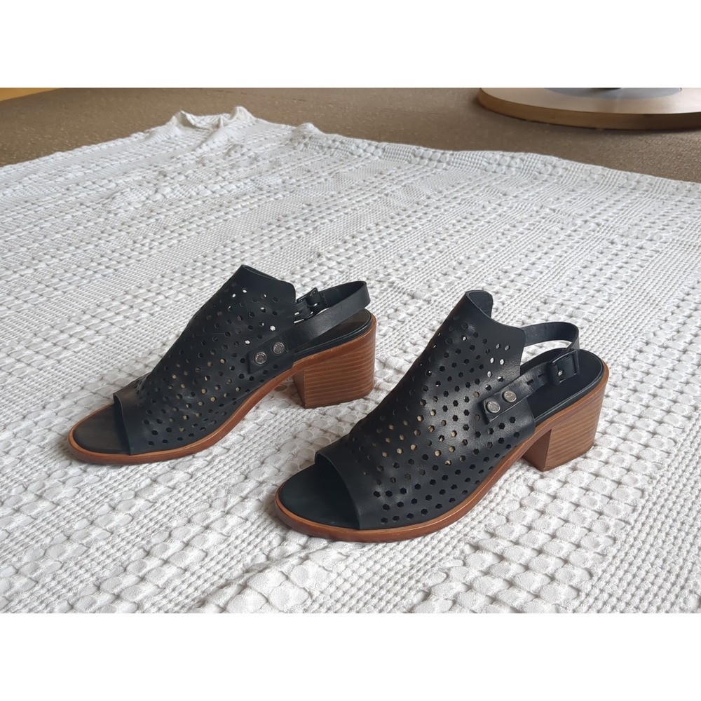 Rag & Bone Wyatt Perforated Leather City‎ Sandals Black Sz 10.5 US 41 EU